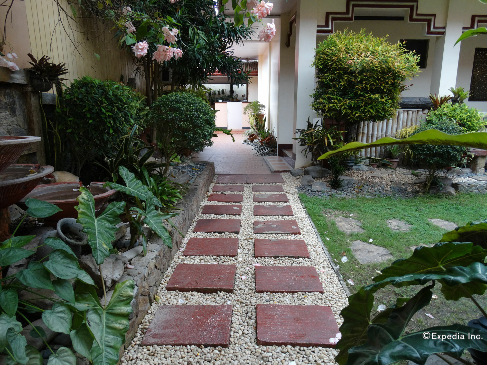 Ysabelle Mansion Bed & Breakfast Puerto Princesa Dış mekan fotoğraf